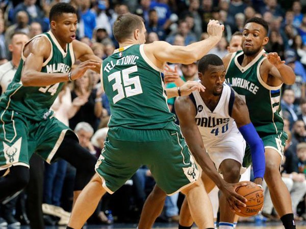 Berita Basket: Mavericks Raih Kemenangan Perdana, Lakers Menang di Kandang