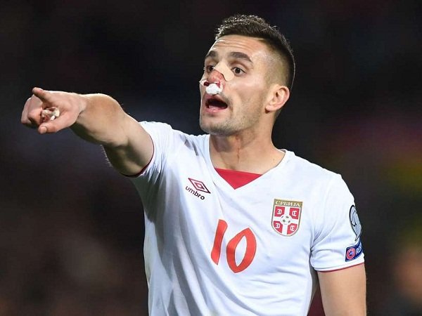 Berita Liga Inggris: Buntut Insiden Berdarah, Keluarga Dusan Tadic Ingin Pukul Neil Taylor