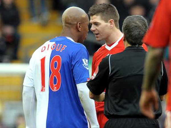 Berita Liga Inggris: El Hadji Diouf Sebut Steven Gerrard Takut Dengannya