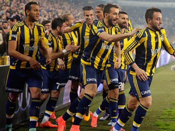 Berita Liga Turki: Panas dan Seru, Fenerbahce Tantang Besiktas yang Tak Terkalahkan