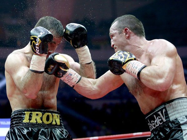 Berita Tinju: Gassiev Percundangi Lebedev, Indongo Sukses KO Troyanovsky