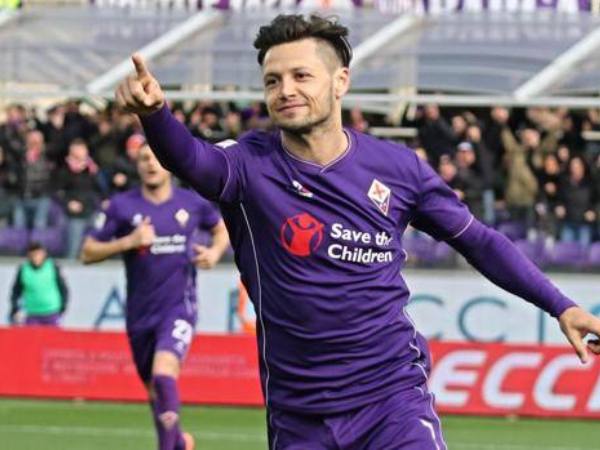 Berita Liga Italia: Zarate Ingin Tetap Merumput di Fiorentina