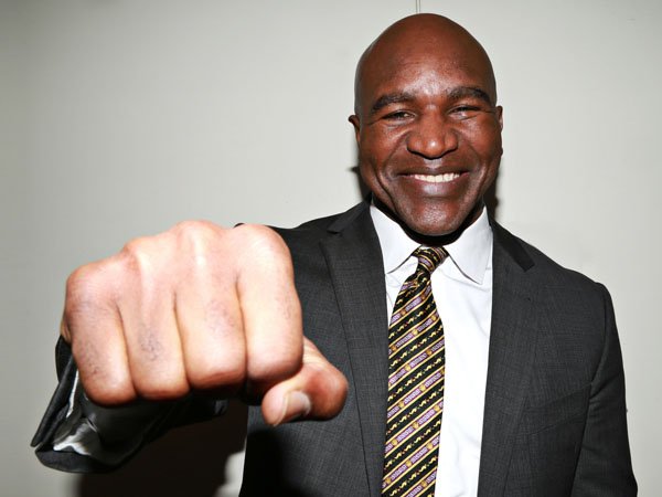 Berita Tinju: Evander Holyfield Terpilih Masuk IBHOF Angkatan 2017