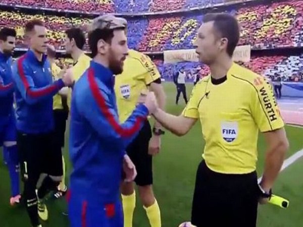 Berita Liga Spanyol: Terlalu Akrab dengan Pemain Barcelona, Asisten Wasit El Clasico Diskors Selama 2 Pekan