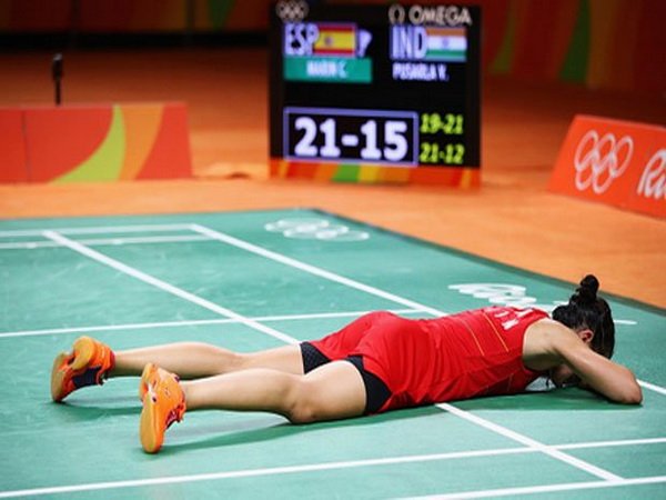 Berita Badminton: Lee Chong Wei Menangi Pertandingan Kedua, Carolina Marin Tersingkir Di Finals Dubai 2016