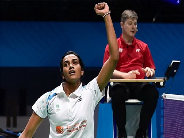 Berita Badminton: Kandaskan Carolina Marin, PV Sindhu Lolos ke Semifinal Super Series Finals 2016