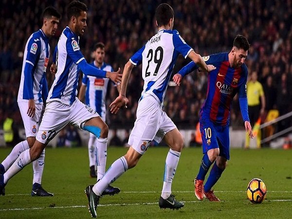 Review Liga Spanyol: Barcelona 4-1 Espanyol, Messi Aktor Penting Kemenangan Barcelona