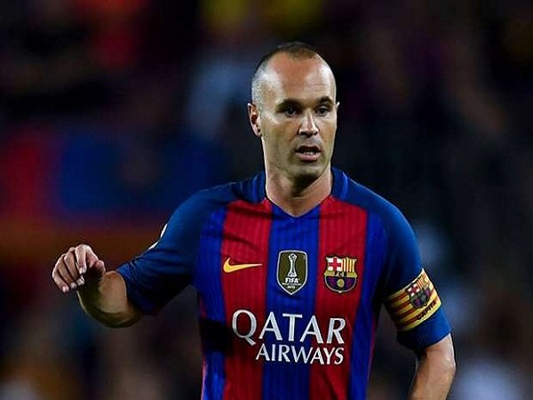 Berita Liga Spanyol: Andres Iniesta Ingin Pensiun di Barcelona