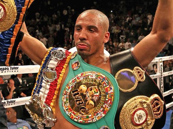 Berita Tinju: Ward Sebut Dirinya Memang Pantas Menang Atas Kovalev