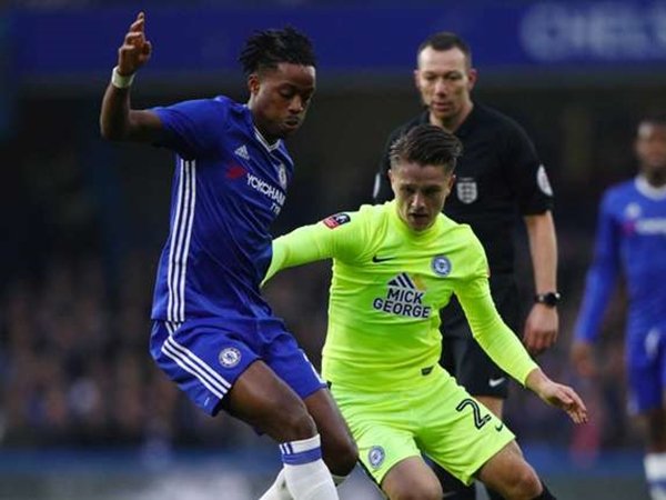 Berita Liga Inggris: Chalobah Mengaku Sulit Untuk Tembus Tim Utama Chelsea