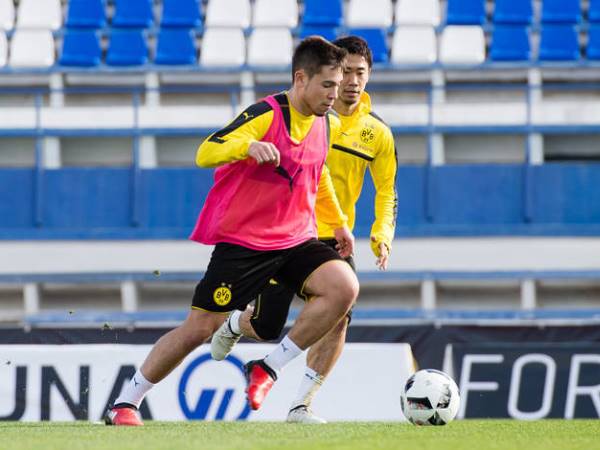Berita Liga Jerman: Dortmund Sambut Kembalinya Raffael Guerreiro Pasca Cedera