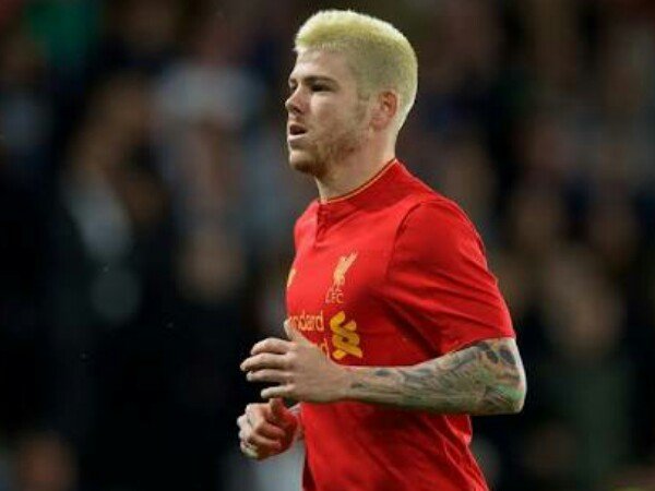Berita Piala Liga Inggris: Bek Liverpool, Moreno Incar Kemenangan di Kandang Southampton
