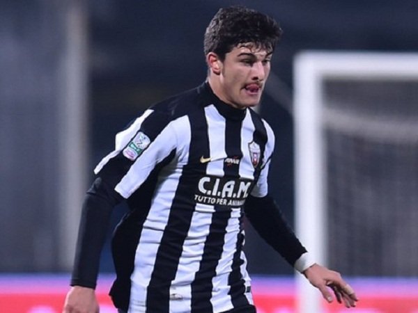 Berita Transfer: Gelandang Sayap Ascoli ini Bangga Bisa Gabung dengan Juventus