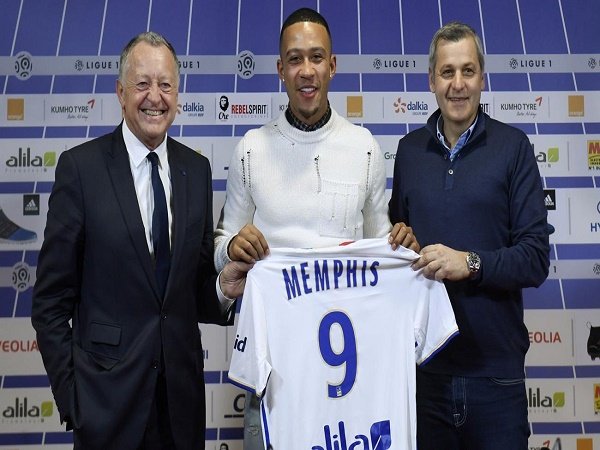 Berita Transfer: Memphis Depay Resmi Ke Lyon, Ini Pendapat Jose Mourinho