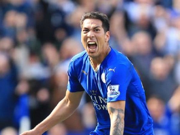 Berita Transfer: Ranieri Tak Ingin Adu Mulut dengan Agen Leonardo Ulloa