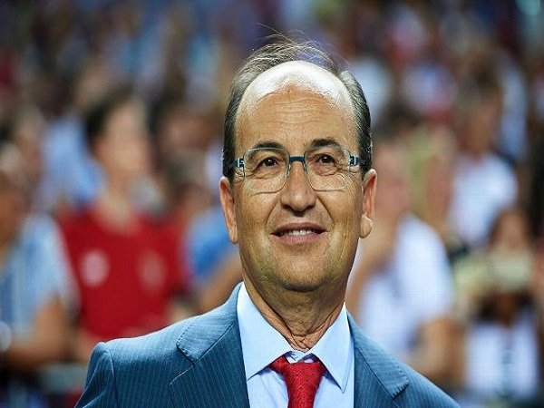 Berita Liga Spanyol: Presiden Sevilla Sesalkan Serangan Terhadap Fans di Barcelona