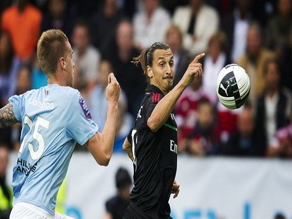 Berita Liga Inggris: Wow! Bek Leeds United Mengaku Pernah Menaklukkan Ibrahimovic