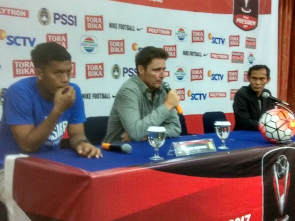 Berita Piala Presiden 2017: Banyak Perombakan, Pelatih Persiba Buta Kekuatan Persela