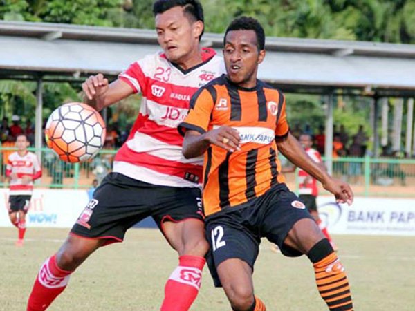 Berita Piala Presiden 2017: Hadapi Perseru Serui, Semen Padang Masih Bimbang Turunkan Boas