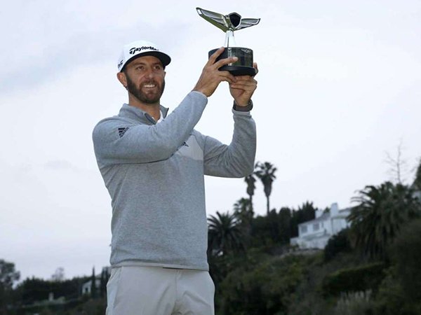 Berita Golf: Juarai Genesis Open 2017, Dustin Johnson Jadi Pegolf No.1 Dunia