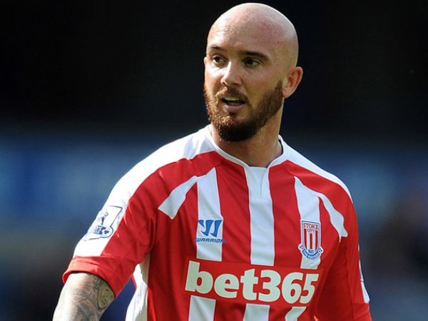 Berita Liga Inggris: Nasib Stephen Ireland di Stoke Masih Belum Jelas