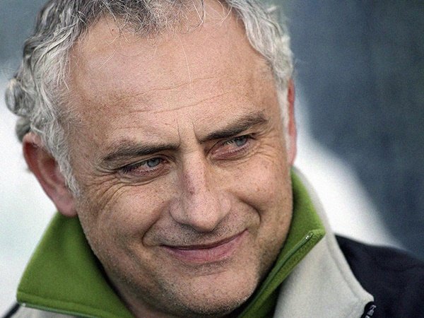 Berita Sepakbola: Andrea Mandorlini Bangga Jadi Pelatih Klub Tertua di Italia