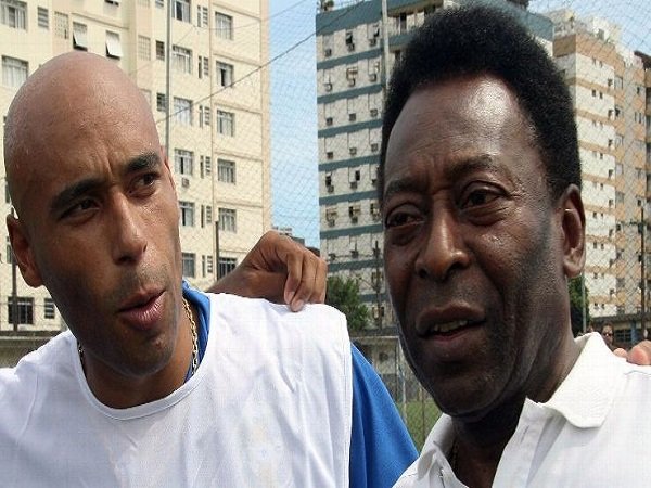 Berita Sepakbola: Putra Legenda Brasil, Pele Dibebaskan Setelah Ditahan Polisi Enam hari