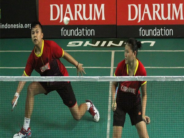 Berita Badminton: Alif-Elvira Tumbangkan Unggulan Teratas di Djarum Sirnas Kalimantan Timur 2017