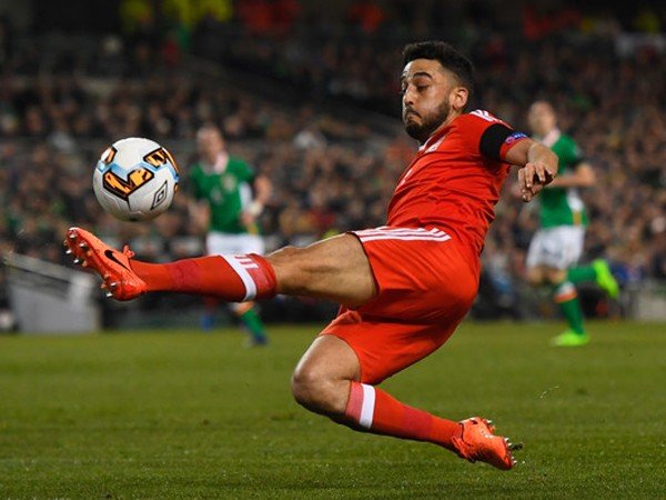 Berita Kualifikasi Piala Dunia: FIFA Tambah Hukuman Larangan Bermain Bagi Neil Taylor