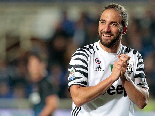 Berita Liga Italia: Bantah Terinspirasi Ronaldo, Higuain Hanya Fokus Pada Diri Sendiri