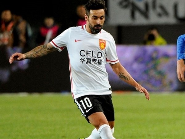 Berita Sepak Bola: Fotonya Dianggap Menyinggung, Lavezzi Meminta Maaf