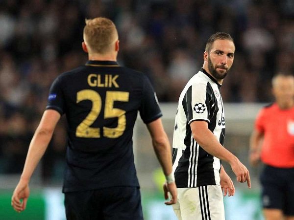 Berita Liga Champions: Higuain Anggap Bek Monaco ini Tak Bermartabat