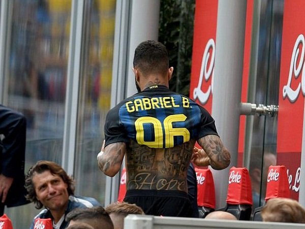 Berita Liga Italia: Gabigol Meminta Maaf Atas Tindakan Tak Terpuji di Olimpico