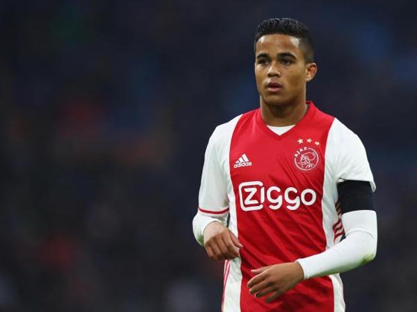 Berita Liga Europa: Justin Kluivert Ingin Ikuti Sukses Ayahnya, Cetak Gol di Laga Final