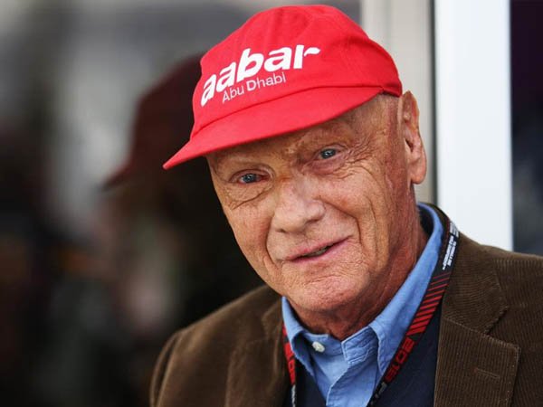 Berita F1: Niki Lauda Anggap Vettel Sebagai Ancaman Terbesar Bagi Mercedes