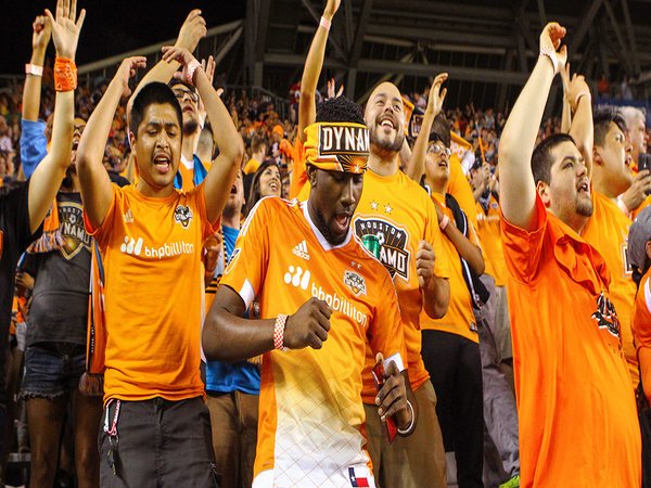 Berita Liga Amerika: Review MLS: Kemenangan Bagi Houston Dynamo dan Columbus Crew