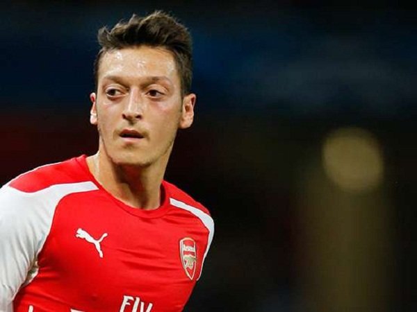 Berita Liga Inggris: Berikan Pujian Setinggi Langit, Ozil Beberkan Persamannya dengan Cristiano Ronaldo