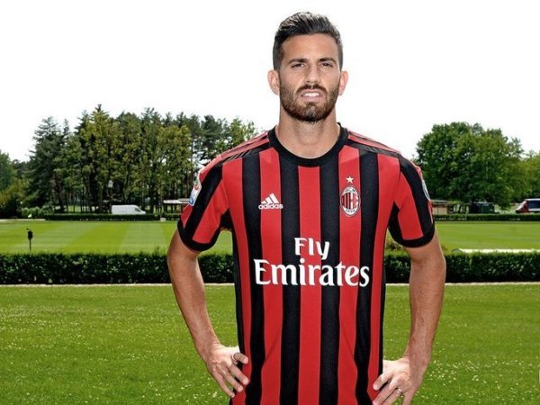 Berita Liga Italia: Andre Silva Akui Dirinya Pemain Yang Unik