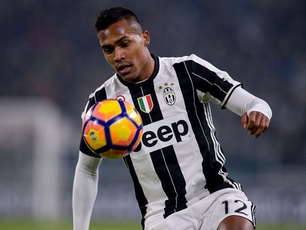 Berita Liga Inggris: PSG dan City Masuk, Langkah Chelsea Dapatkan Alex Sandro Jadi Berbatu