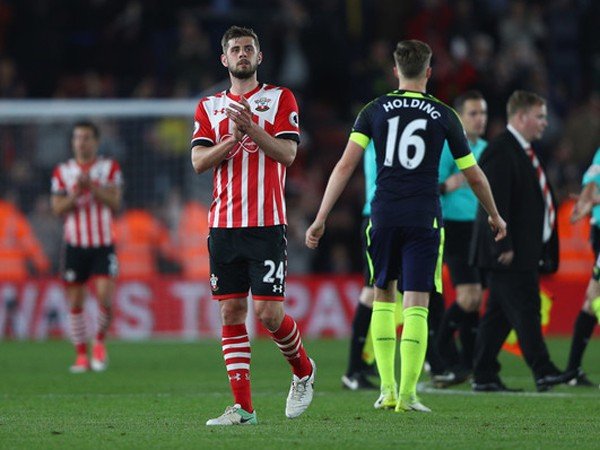 Berita Liga Inggris: Jack Stephens Resmi Perpanjang Kontrak Bersama Southampton