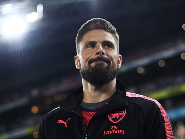 Berita ICC 2017: Kesalahan Admin Buat Arsenal Hampir Gagal Turunkan Giroud Saat Dipecundangi Chelsea