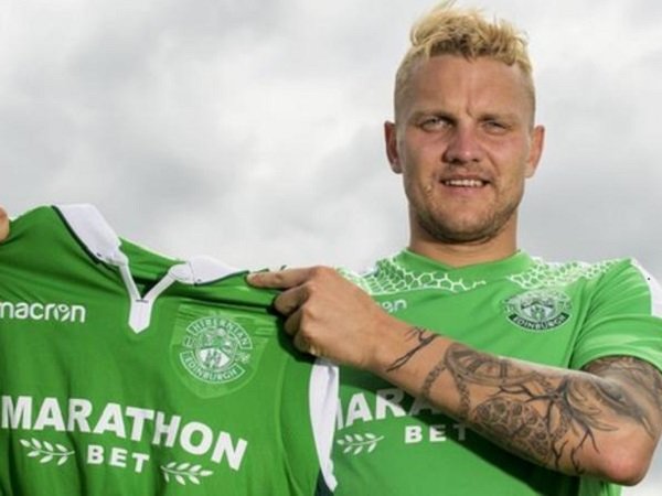 Berita Liga Skotlandia: Striker Baru Hibernian Puji Manajer Neil Lennon