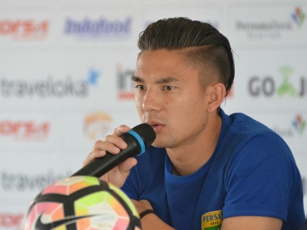 Berita Liga 1 Indonesia: Gelandang Persib Waspadai Ledakan Kebangkitan Gresik