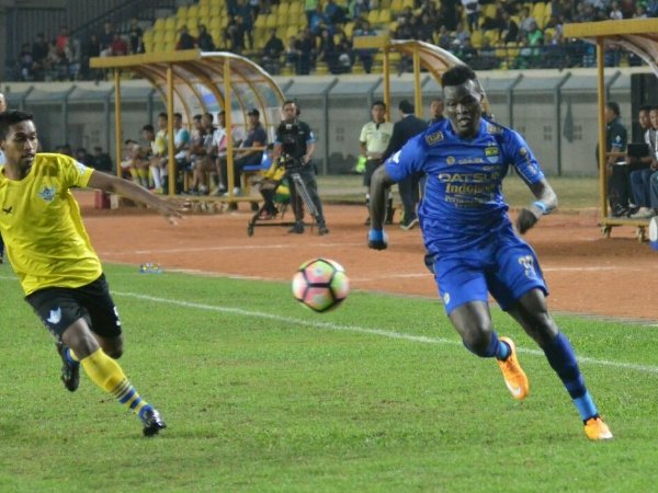 Berita Liga 1 Indonesia: Sukses Tampil Memikat, Bomber Baru Persib Banjir Pujian