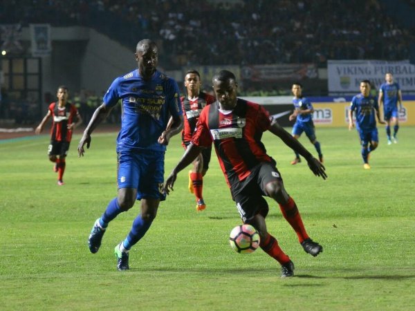 Berita Liga 1 Indonesia: Persib Antisipasi Penuh Persipura di Tangan Pelatih Baru