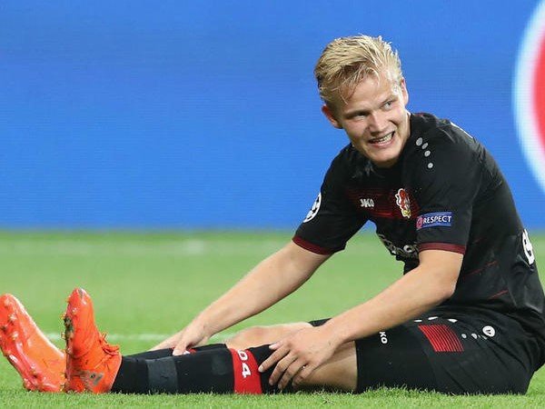Berita Liga Jerman: Cedera Pinggang, Striker Leverkusen Ini Absen Sebulan