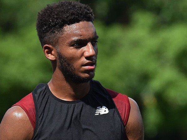 Berita Liga Inggris: Tidak Mau Dipinjamkan, Joe Gomez Pilih Bertahan di Liverpool