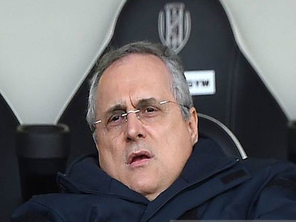 Berita Liga Italia: Presiden Lazio Kobarkan Perang dengan Agen Pemain