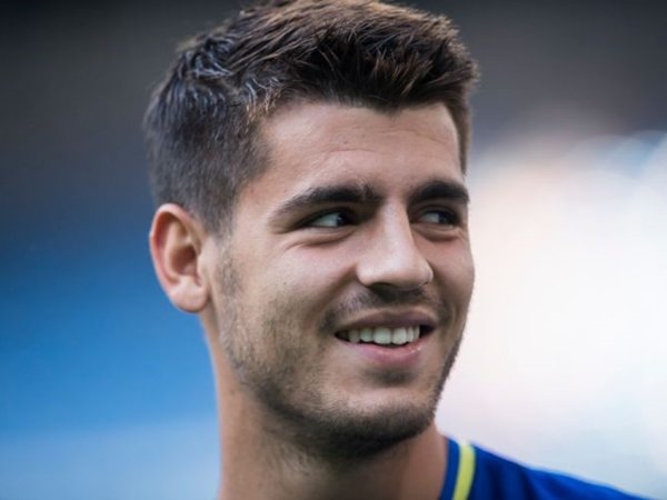 Tanggapi Ejekan Hazard, Morata: Saya Mungkin Harus Mulai Cetak Gol dengan Kaki