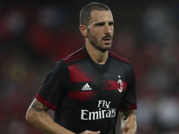 Istri Bonucci Buka Suara Tentang Transfer Sang Suami Ke Milan